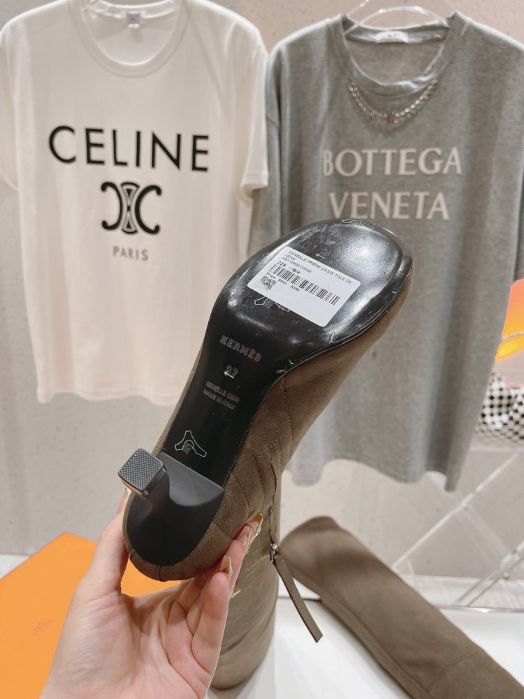 Высокие ботфорты на каблуке фото 9