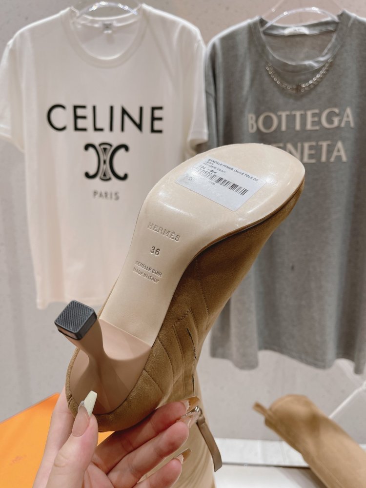 Высокие ботфорты на каблуке фото 9