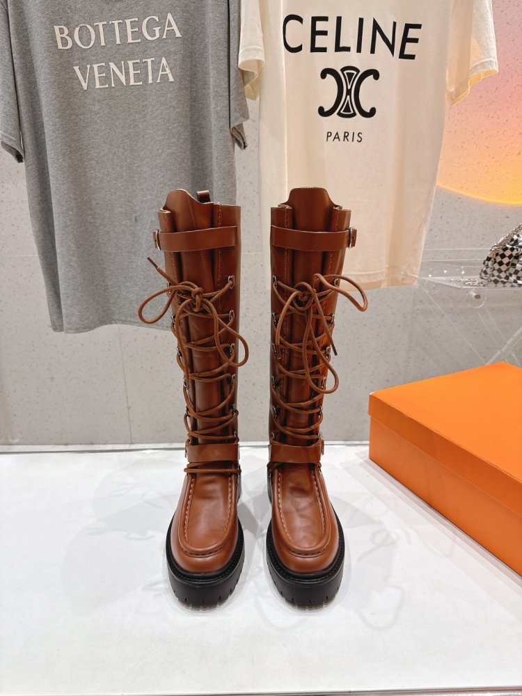 High leather boots on lace