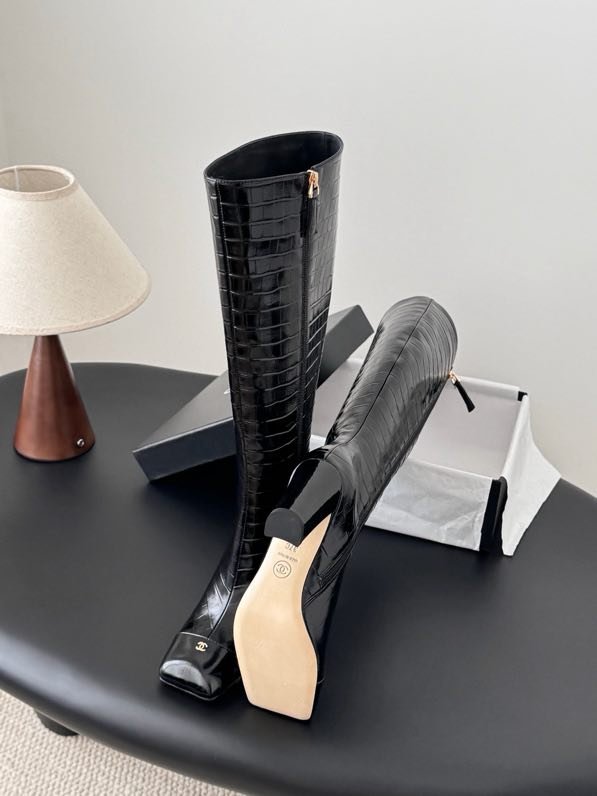 High leather boots фото 5