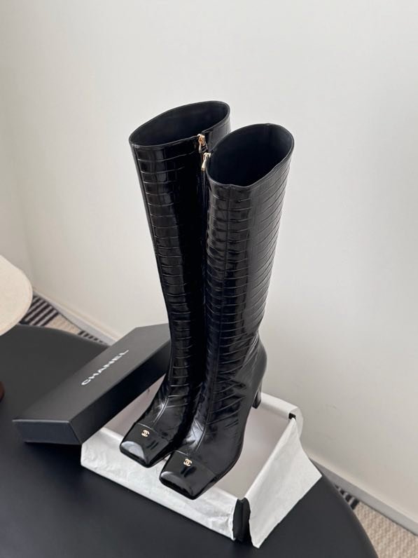 High leather boots фото 8