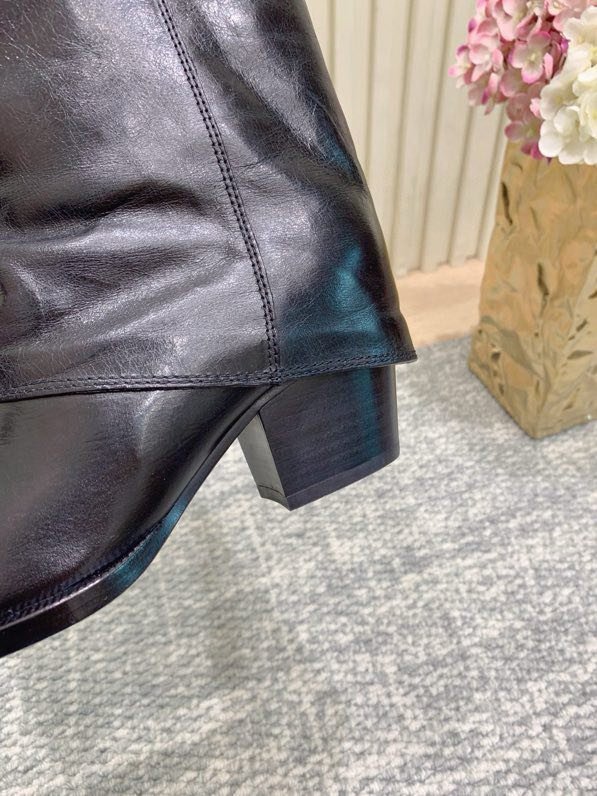 Высокие сапоги кожаные женские фото 5
