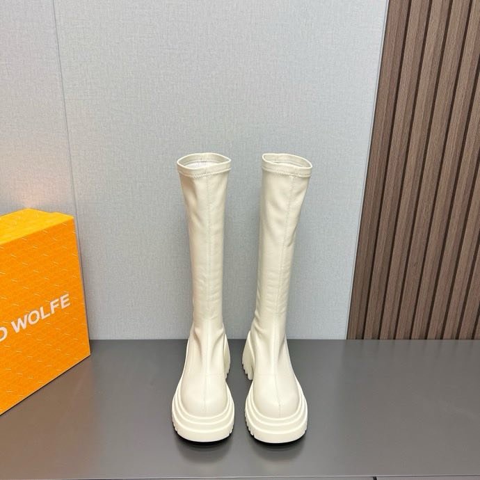 Высокие сапоги на платформе с высокой подошвой фото 3