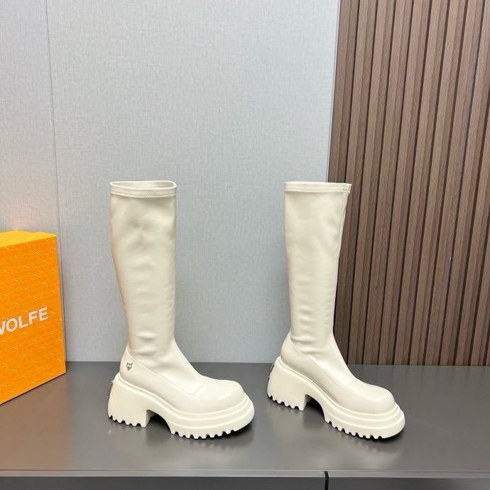 Высокие сапоги на платформе с высокой подошвой фото 5