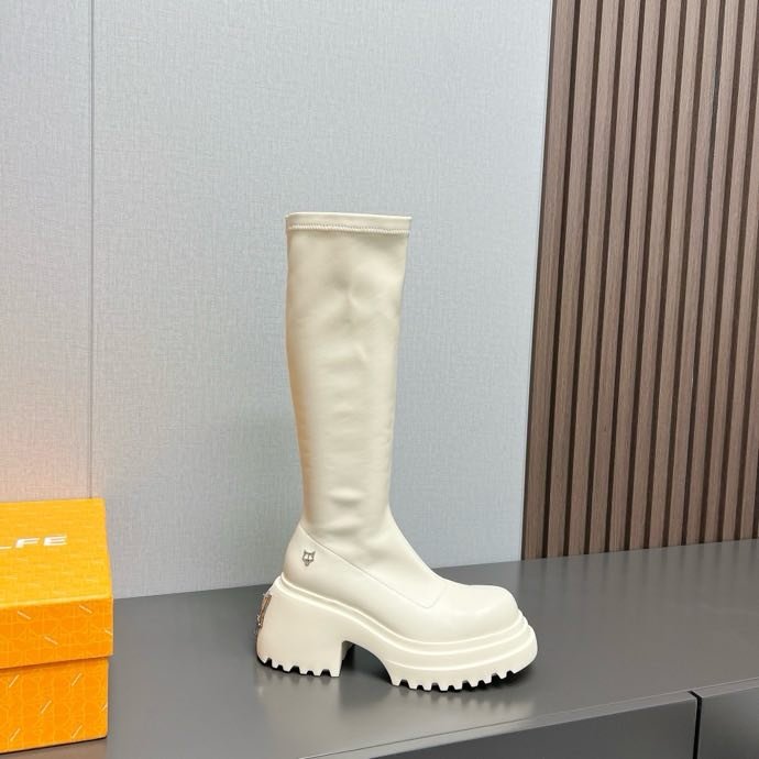 Высокие сапоги на платформе с высокой подошвой фото 8