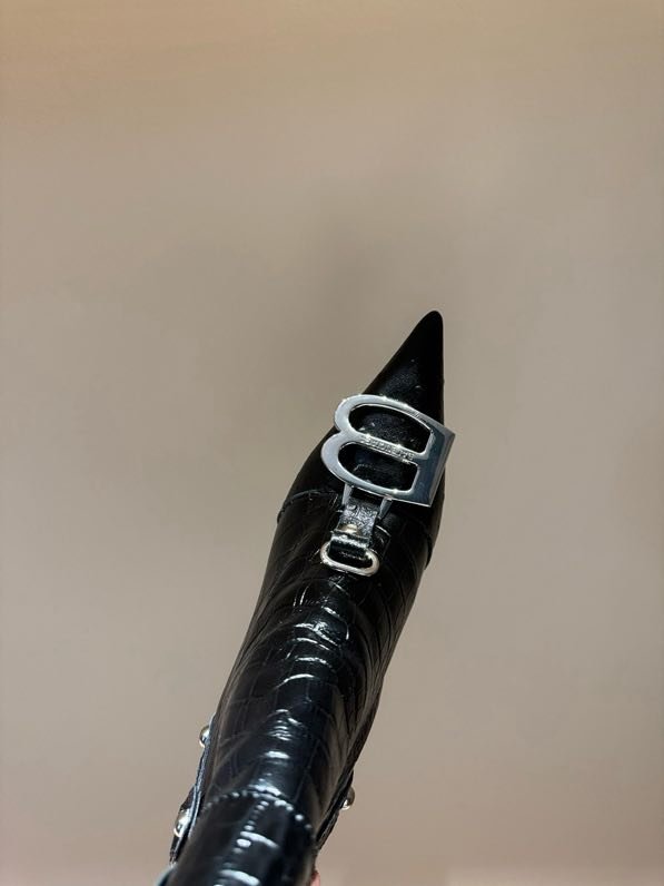 Высокие сапоги на шпильке фото 3