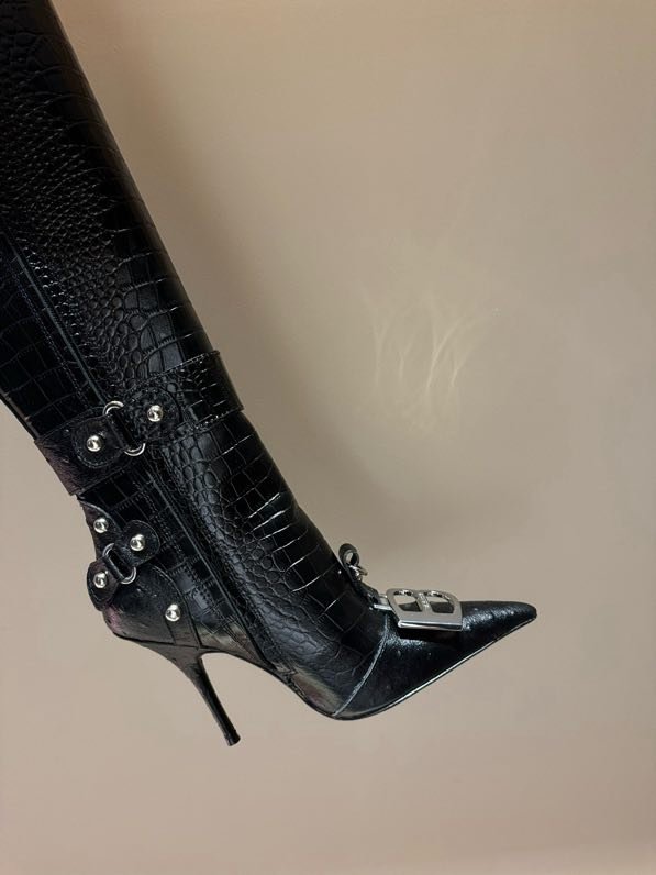 Высокие сапоги на шпильке фото 4