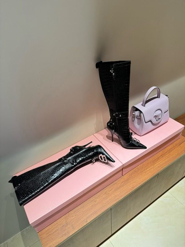 Высокие сапоги на шпильке фото 7