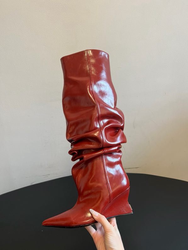 Високі чоботи з гострим носком і плиссировкой фото 3