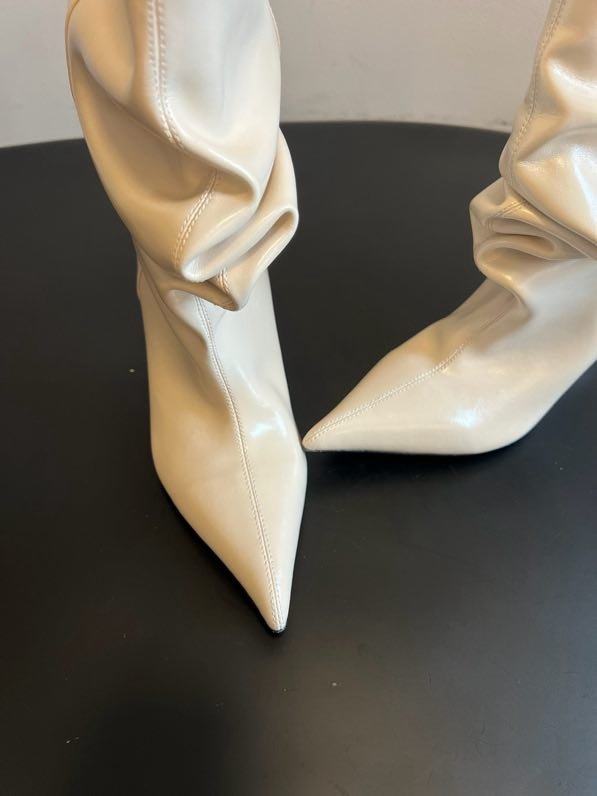 Високі чоботи з гострим носком і плиссировкой фото 4