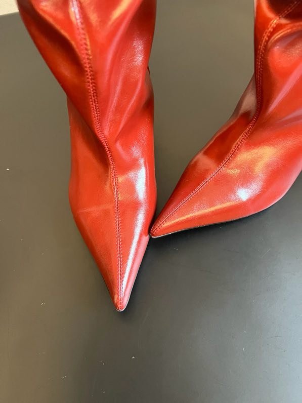 Високі чоботи з гострим носком і плиссировкой фото 9