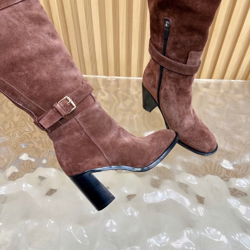 High suede boots on heel фото 9