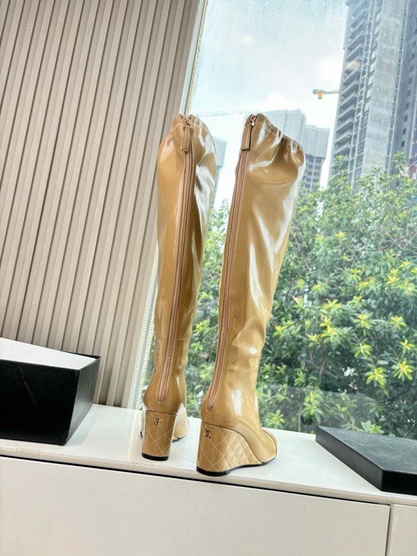 Високі жеские шкіряні ботфорти фото 2