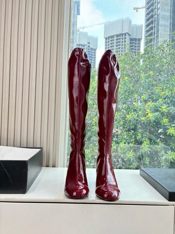 Високі жеские шкіряні ботфорти фото 9