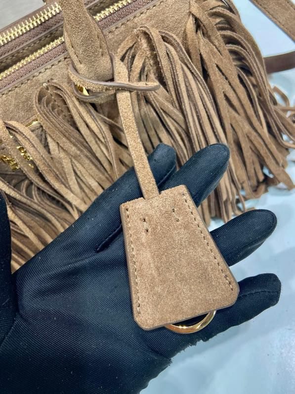 Замшевая сумка Pixie Tassel Bag 1BA457 30 см фото 8