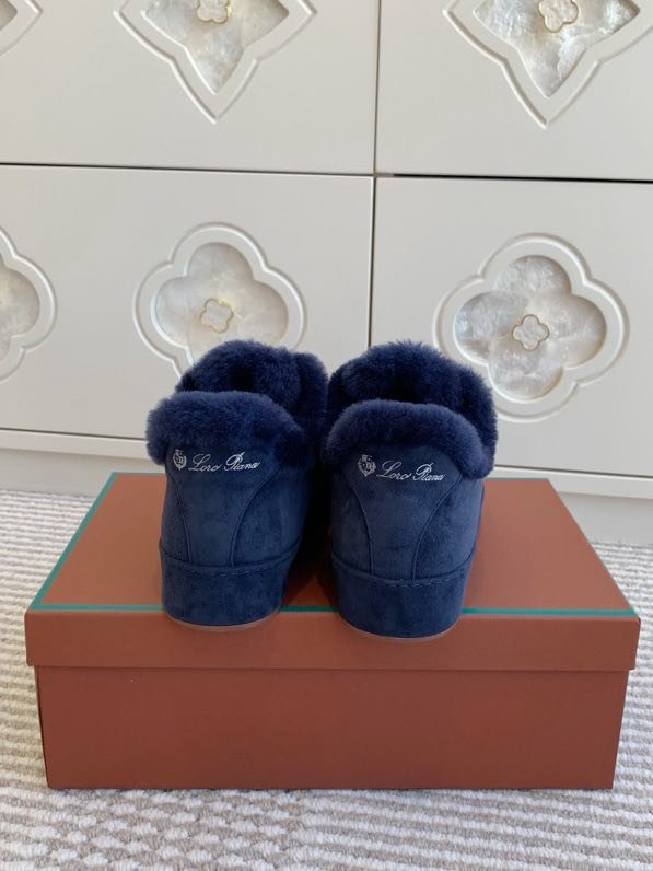 Замшевые кроссовки на меху фото 2