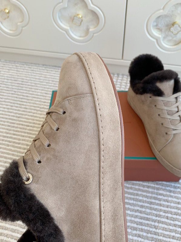 Замшеві кросівки на хутрі фото 3