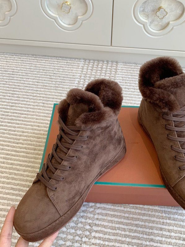 Замшевые кроссовки на меху фото 4