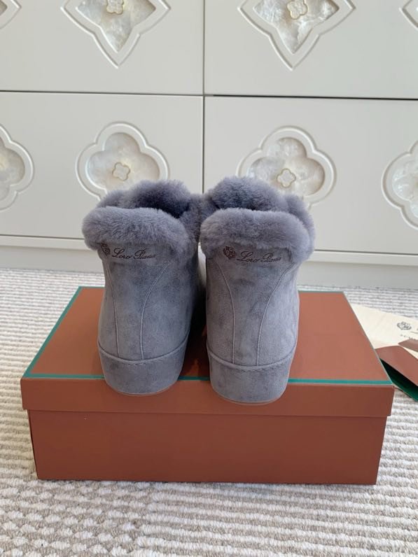 Замшеві кросівки на хутрі фото 4