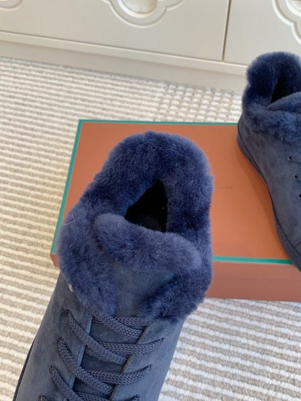 Замшевые кроссовки на меху фото 4