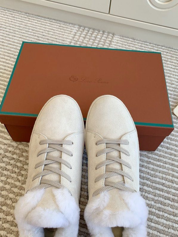 Замшевые кроссовки на меху фото 7