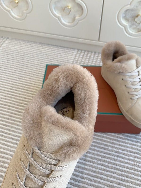 Замшевые кроссовки на меху фото 8