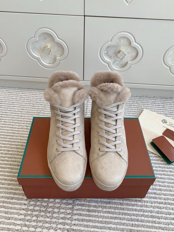 Замшевые кроссовки на меху фото 8