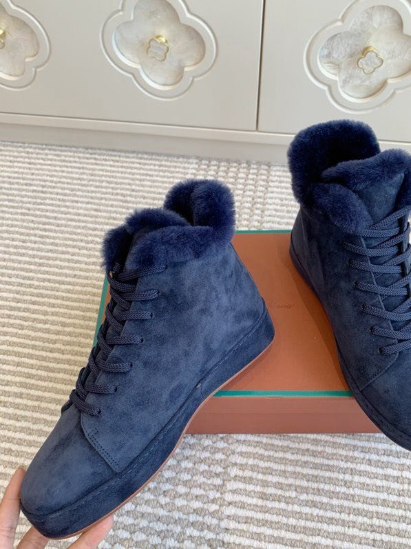 Замшевые кроссовки на меху фото 8