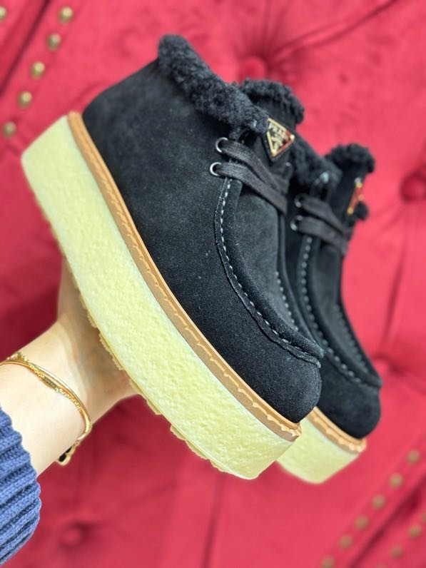 Замшевые зимние ботинки на платфоме фото 2