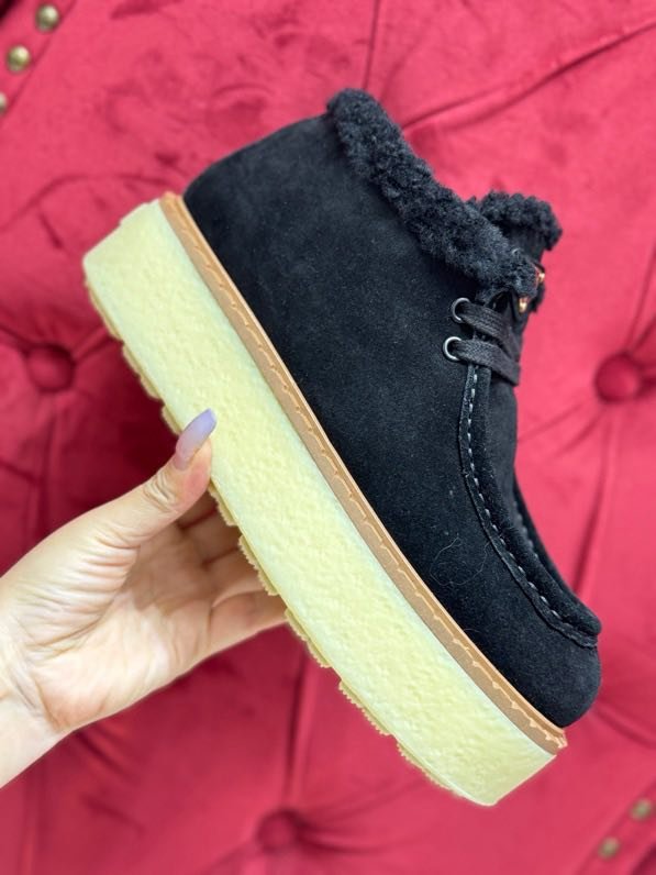 Замшевые зимние ботинки на платфоме фото 7