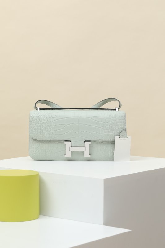 Жіноча сумка через плече Constance 24 з матовою шкіри крокодила
