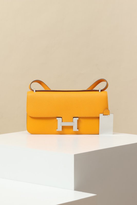 Women's a bag across shoulder Constance 24 of veal skin Epsom