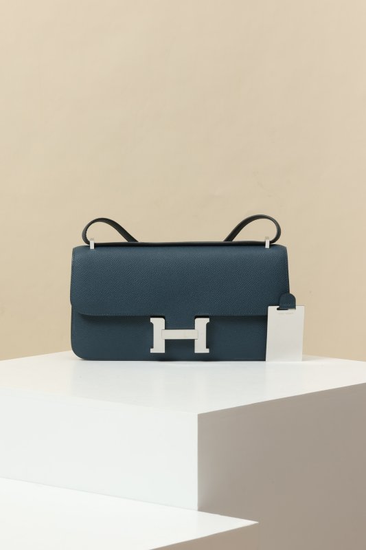 Женская сумка через плечо Constance 24 из телячьей кожи Epsom