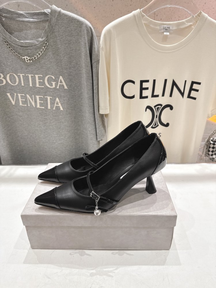 Женские туфли лодочки на шпильке с пряжкой Mary Jane остроносые фото 4