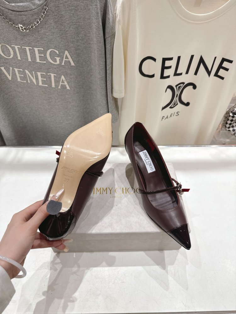 Женские туфли лодочки на шпильке с пряжкой Mary Jane остроносые фото 9