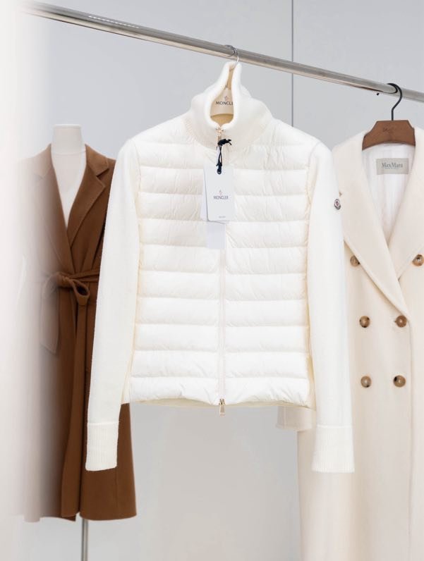 Женский демисезонный пуховик Moncler Cardigan Tricot