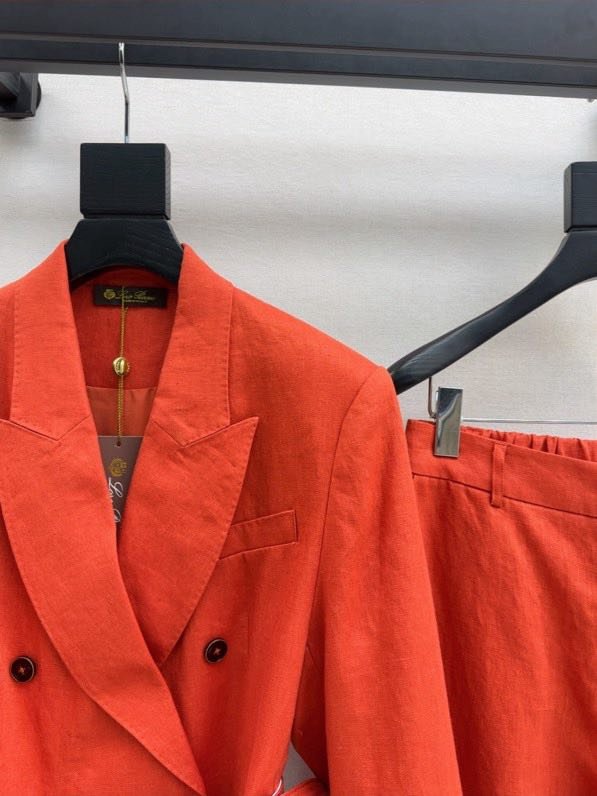 Женский льняной костюм (Двубортный пиджак и широкие брюки) фото 8