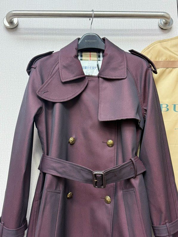 Жіночий тренч середньої довжини фото 2