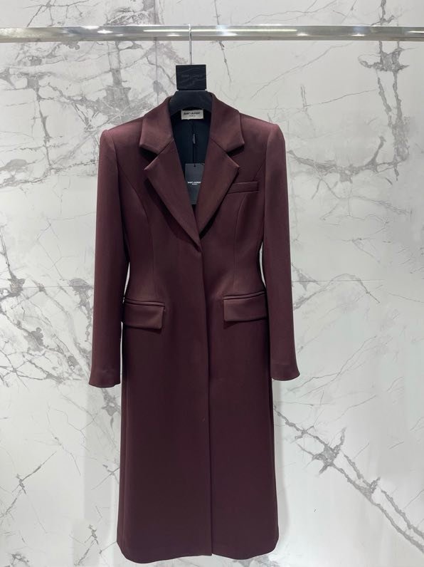 Женское длинное пальто с отложным воротником