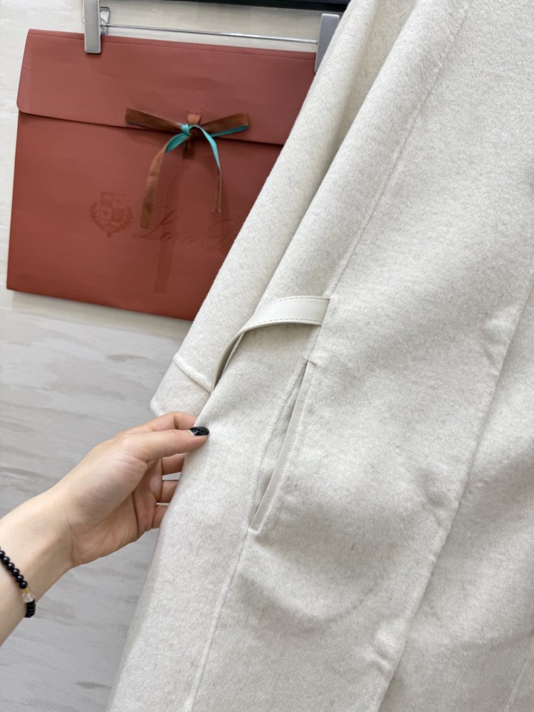 Жіноче пальто накидка з кашеміру фото 9