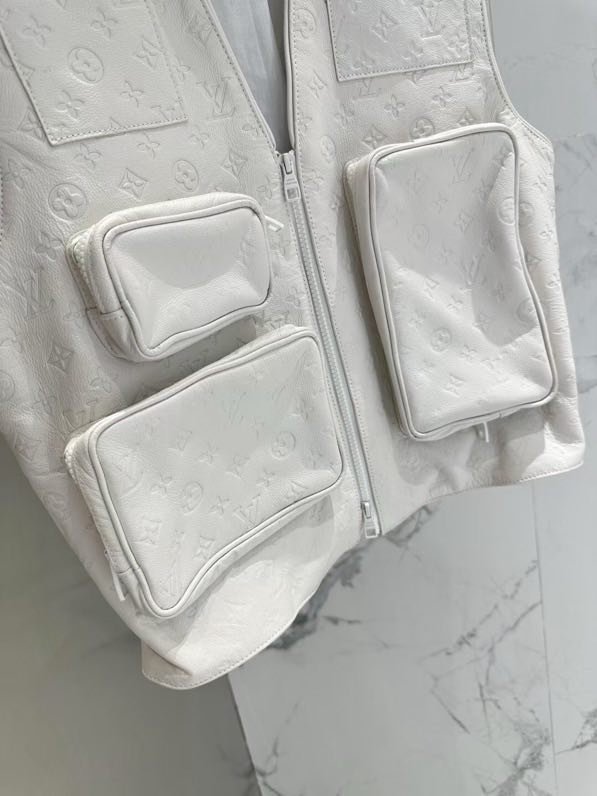 Жилет кожаный фото 2