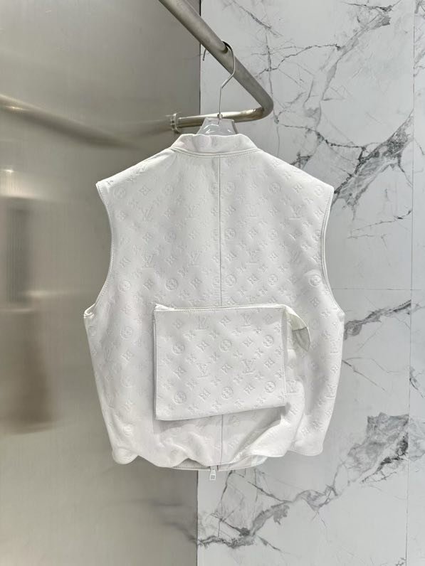 Жилет кожаный фото 3