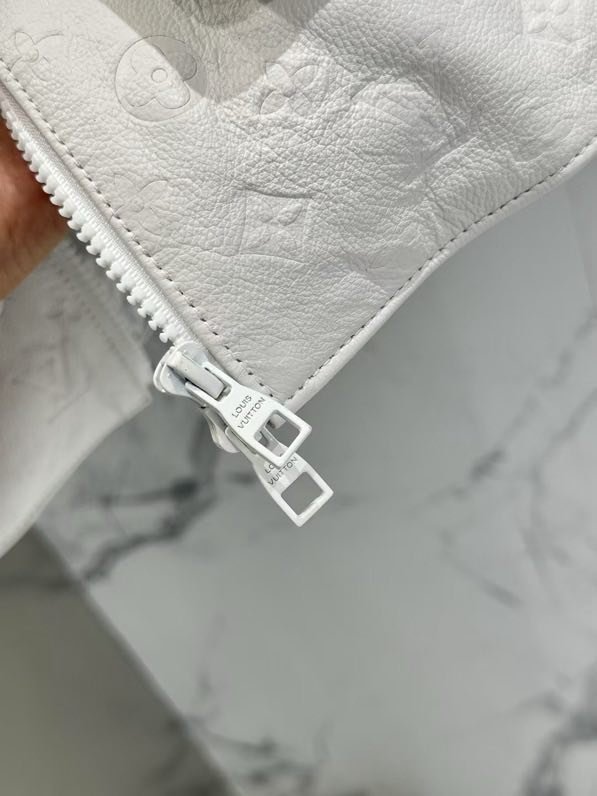 Жилет кожаный фото 7