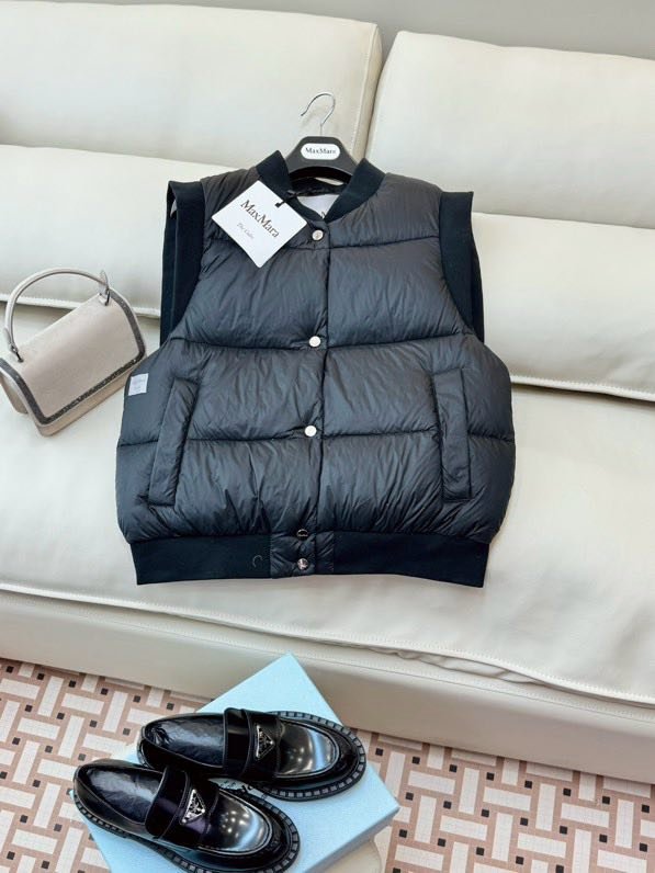 Vest on feathers female