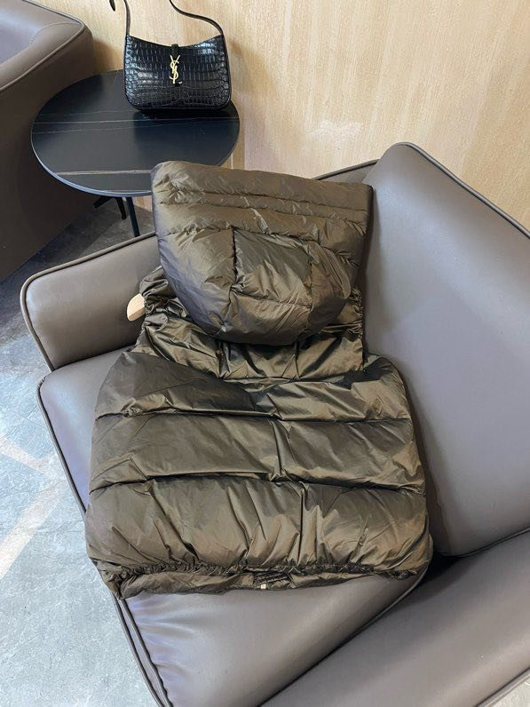 Vest on feathers female фото 4