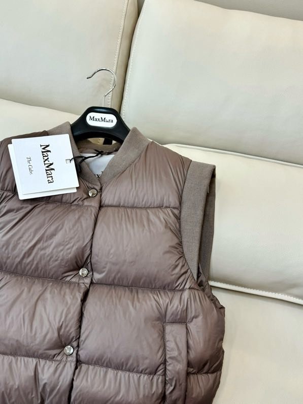 Vest on feathers female фото 6