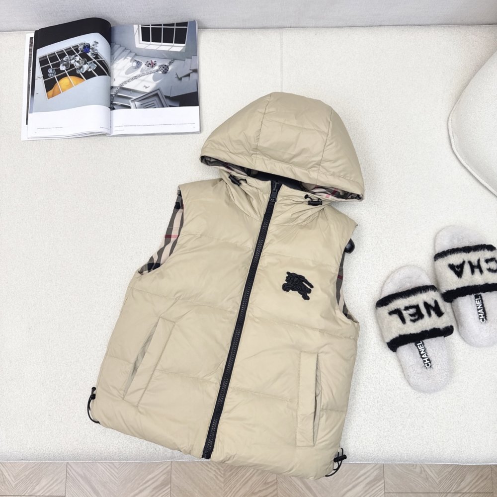 Жилетка двусторонний на пуху женская фото 3