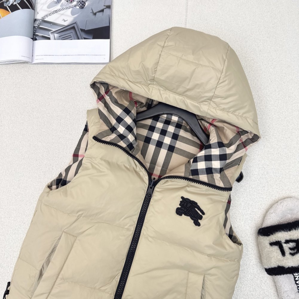 Жилетка двусторонний на пуху женская фото 5