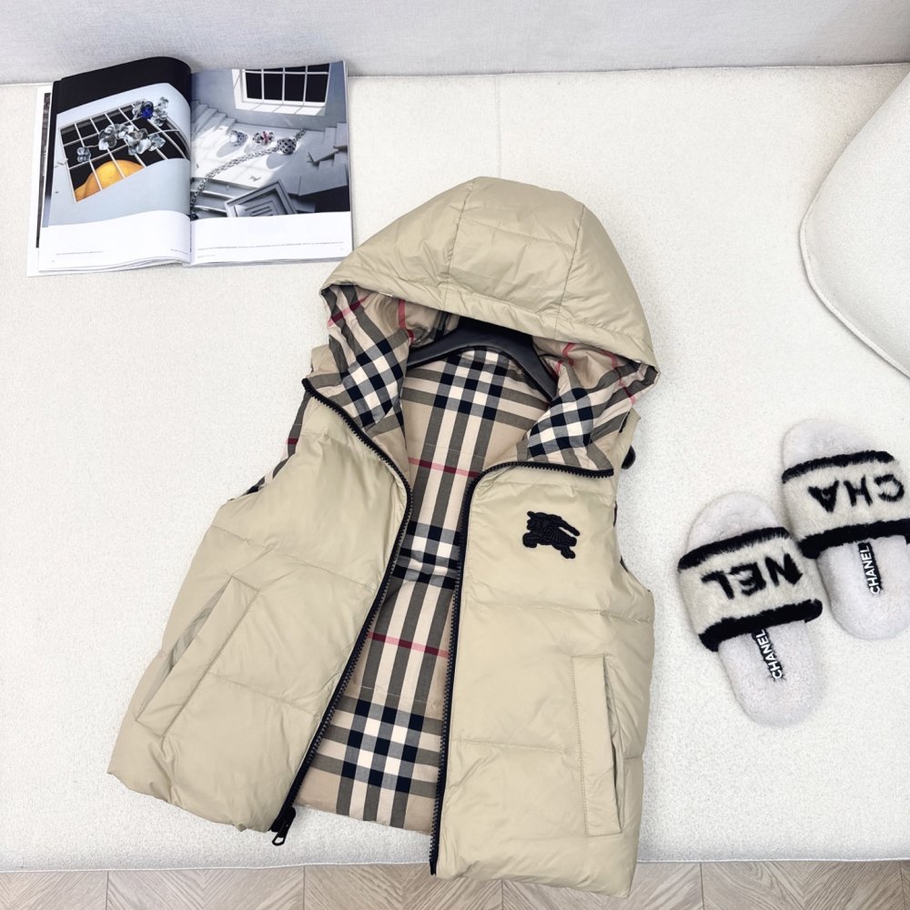 Жилетка двусторонний на пуху женская фото 6