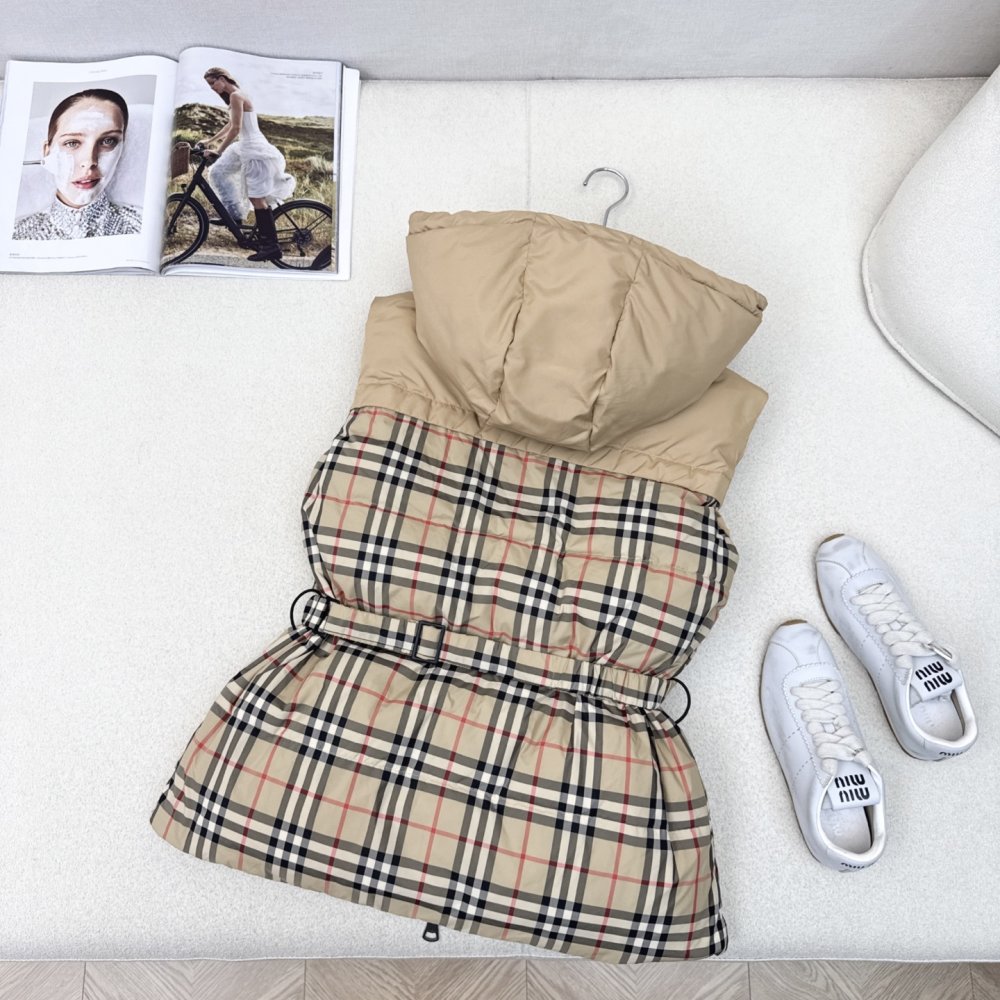 Жилетка двусторонняя на пуху женская фото 2